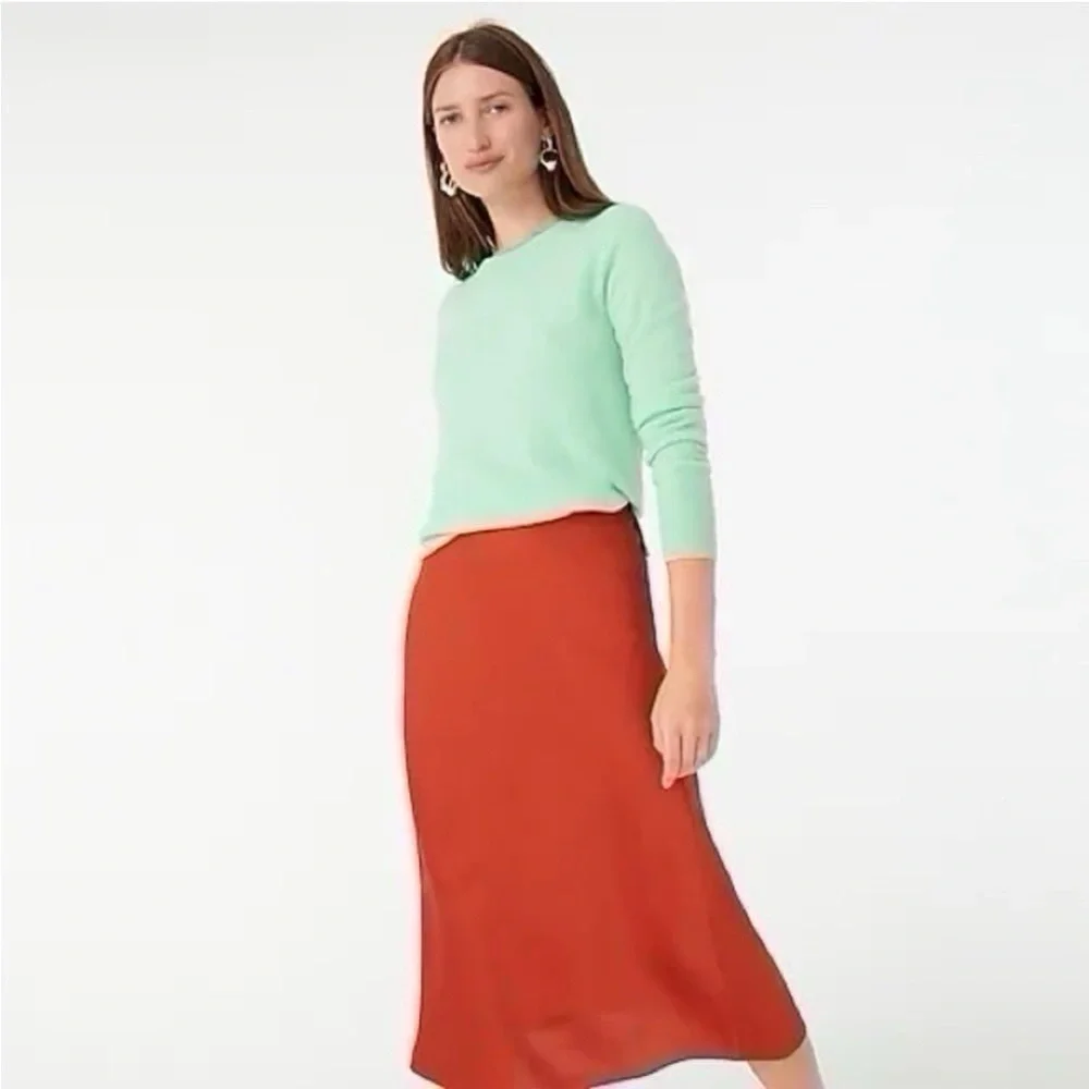 J.Crew Women’s Cashmere Classic Green Crew Neck Sweater - Picture 2 of 7